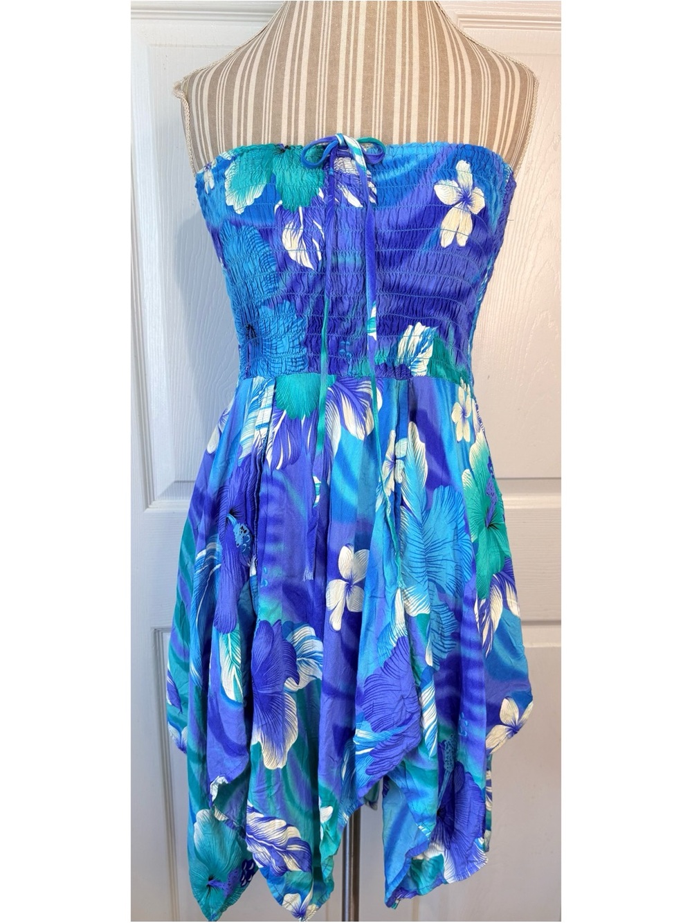 VTG Y2K Hawaiian Tie Dye Handkerchief Hem Fairy Whimsygoth Mini Dress Size M/L